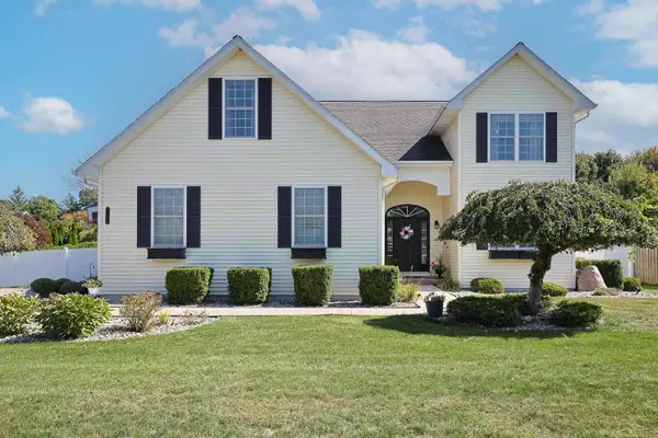 2280 Manchester DR, Saginaw, MI 48609