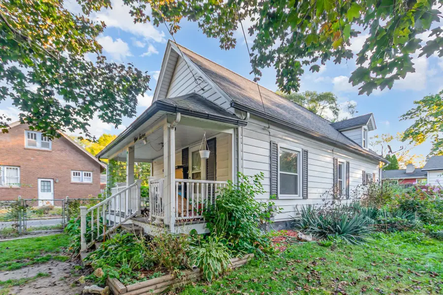 916 N Shiawassee ST, Owosso, MI 48867 - Image #3