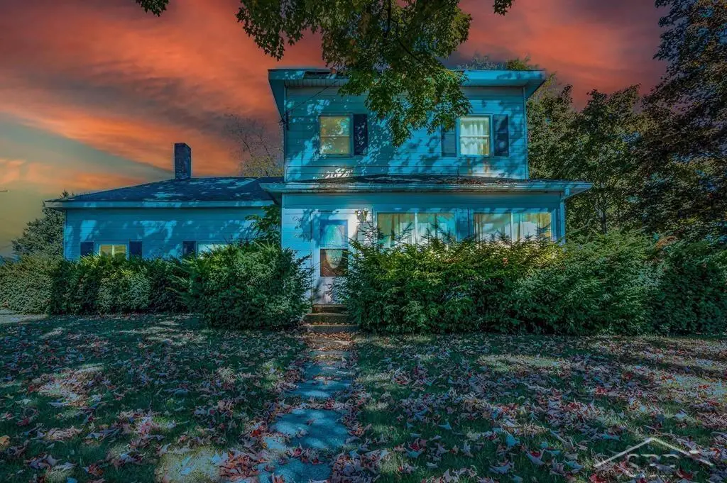 104 W Michigan ST, Farwell, MI 48622 - Image #1