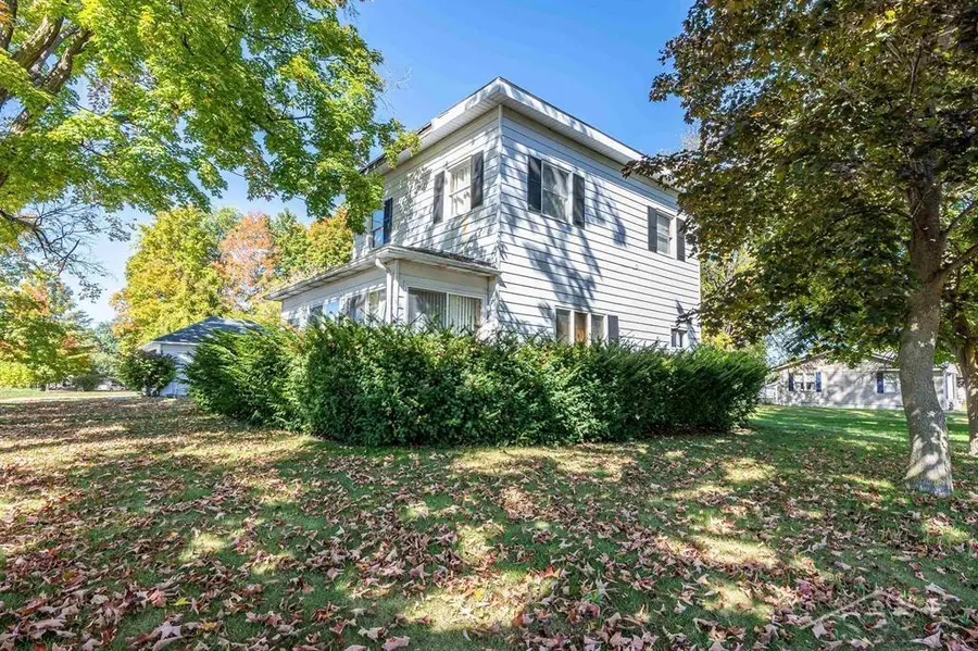 104 W Michigan ST, Farwell, MI 48622 - Image #3
