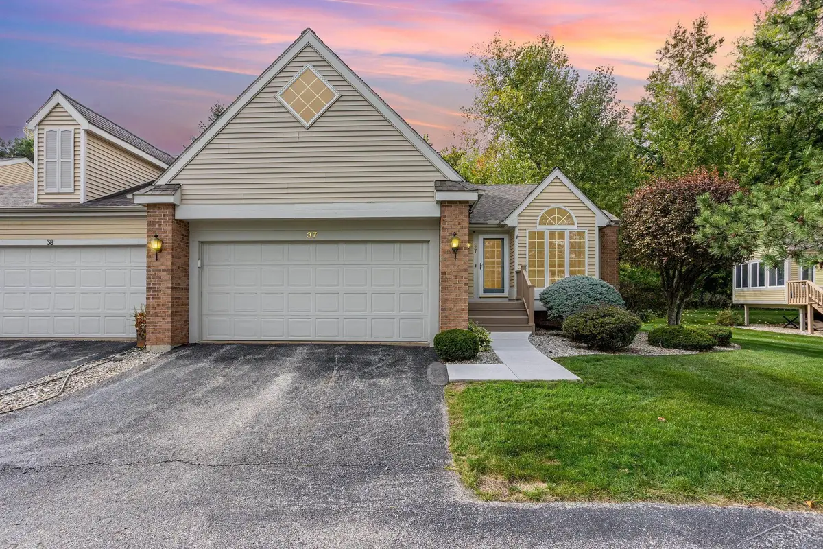37 Willow Pond DR, Saginaw, MI 48603 - Image #1