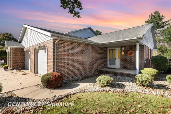 2 Wilshire DR, Frankenmuth, MI 48734