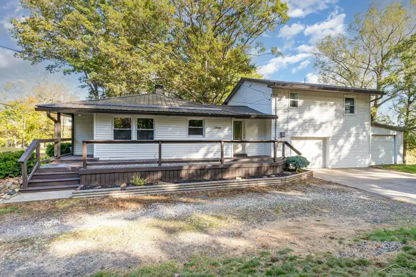 10001 Carr RD, StCharles, MI 48655