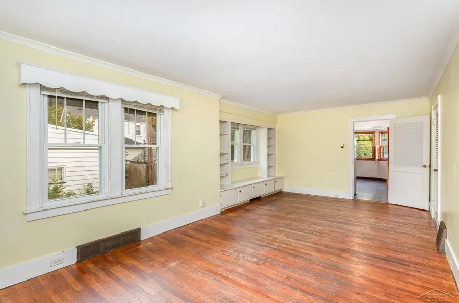214 Goetz ST, Saginaw, MI 48602 - Image #2