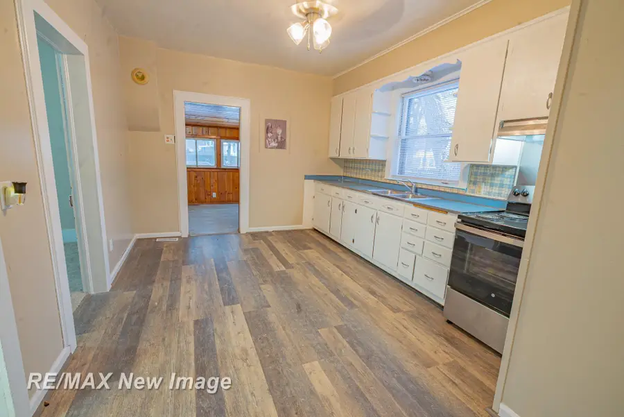 1608 Congress AVE, Saginaw, MI 48602 - Image #3