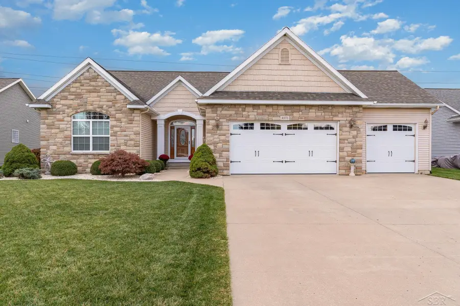 4371 Spurwood DR, Saginaw, MI 48603 - Image #2