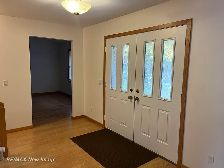 4600 Oakridge DR, Midland, MI 48640 - Image #3