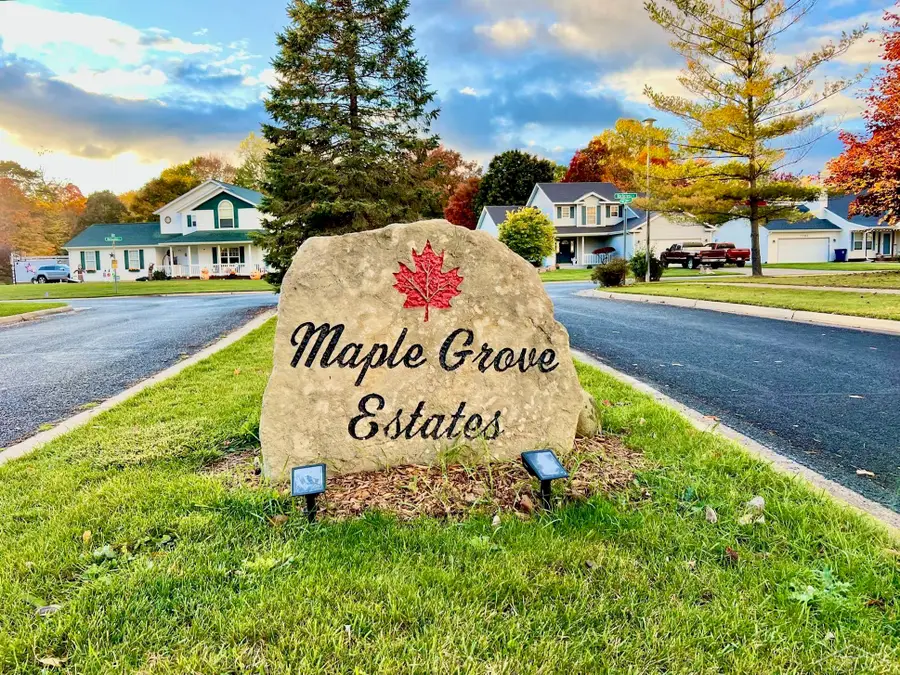 7850 Nutrush DR, Freeland, MI 48623 - Image #2