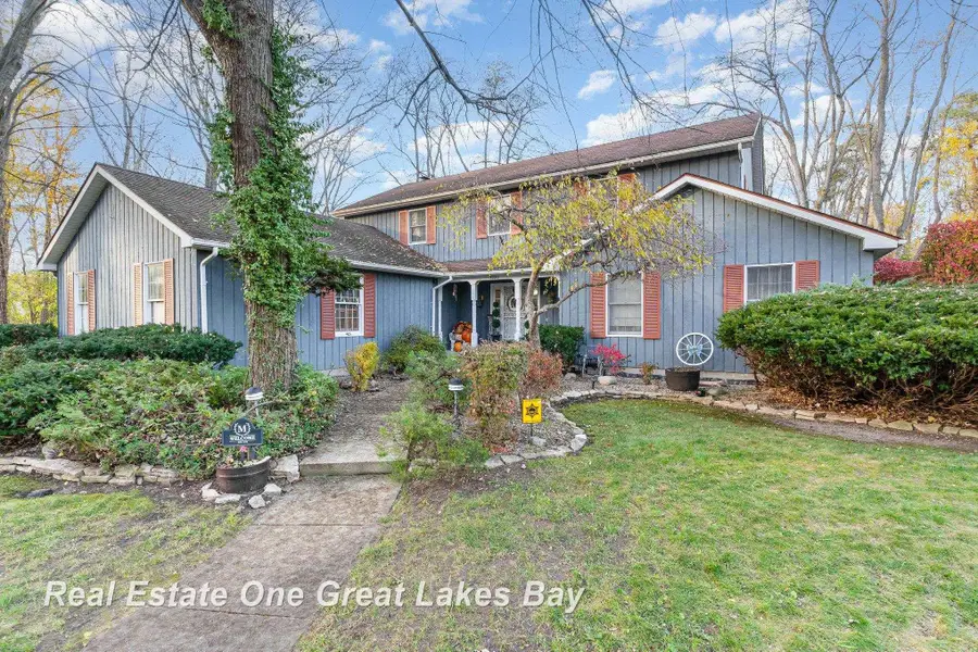 3021 Vessy DR, Saginaw, MI 48601 - Image #2