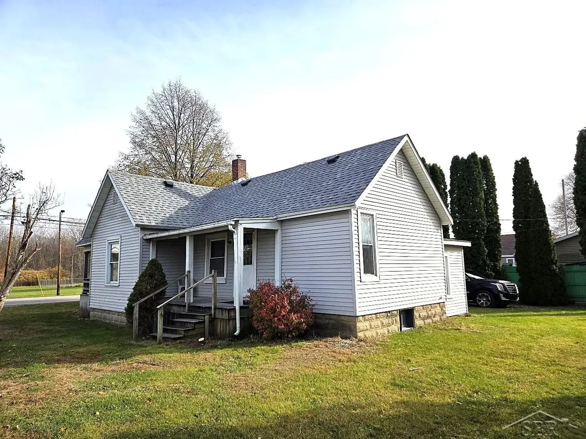 322 S Hemlock RD, Hemlock, MI 48626 - Image #1