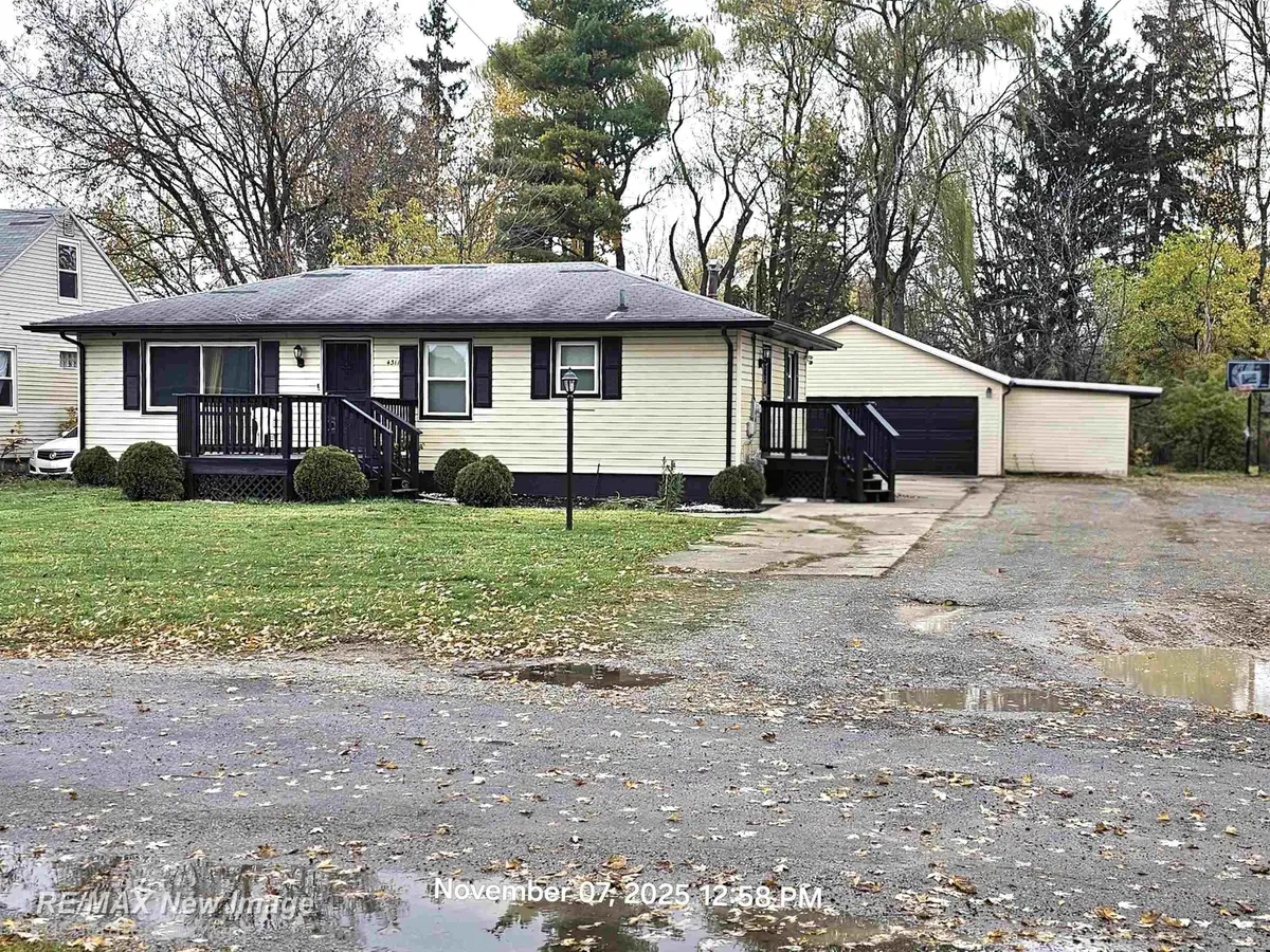 4311 Lamson ST, Saginaw, MI 48601 - Image #1