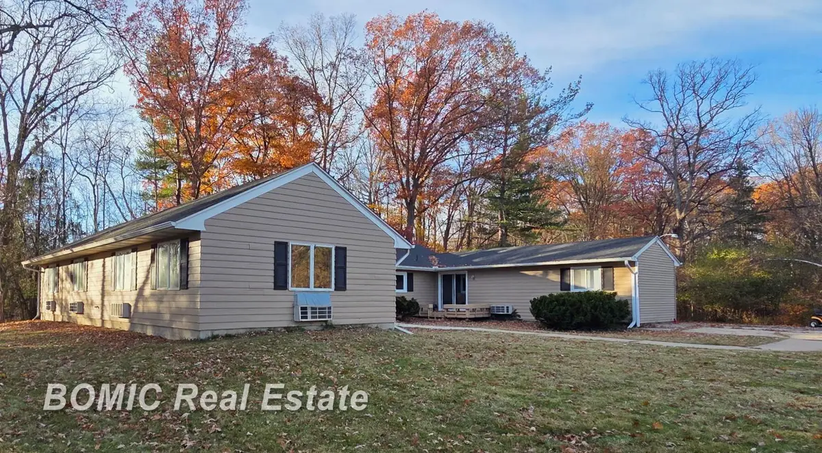 3700 N Saginaw RD, Midland, MI 48640 - Image #1