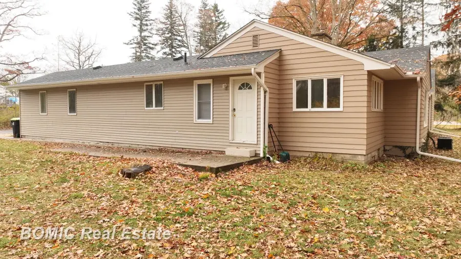 3700 N Saginaw RD, Midland, MI 48640 - Image #2