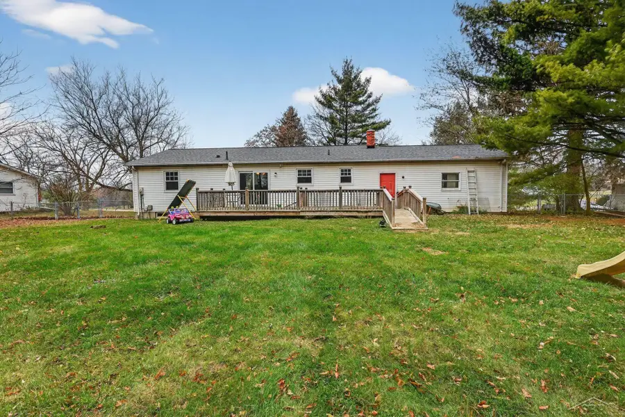 892 Mary DR, Lapeer, MI 48446 - Image #2