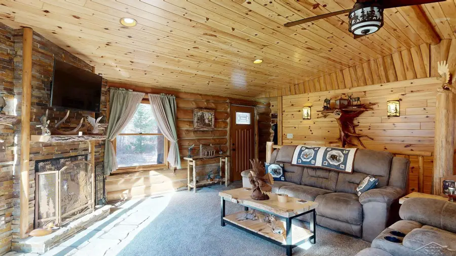 3086 Gradowski R#3 DR, Edwards, MI 48661 - Image #3