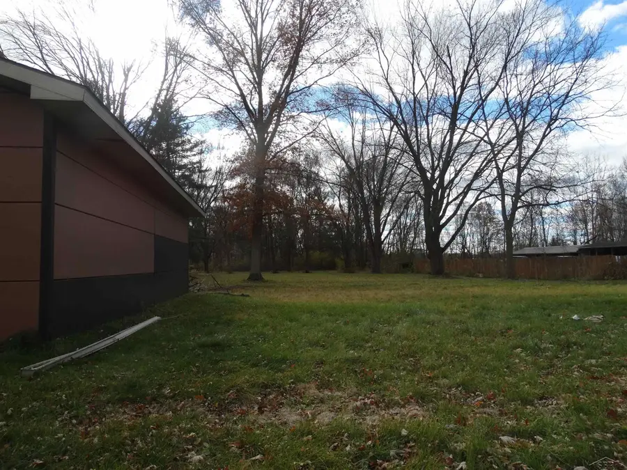 5220 S Washington RD, Saginaw, MI 48601 - Image #3