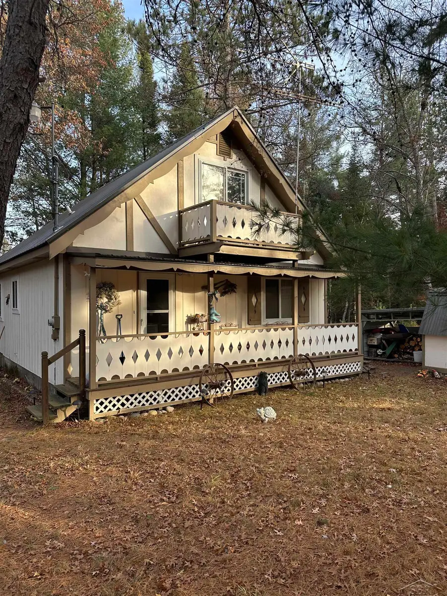 2832 Creekview DR, Grayling, MI 49738 - Image #2