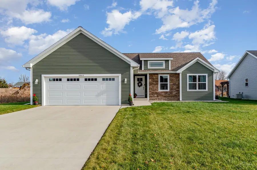 5860 Cotton Top CRST, Freeland, MI 48623 - Image #2