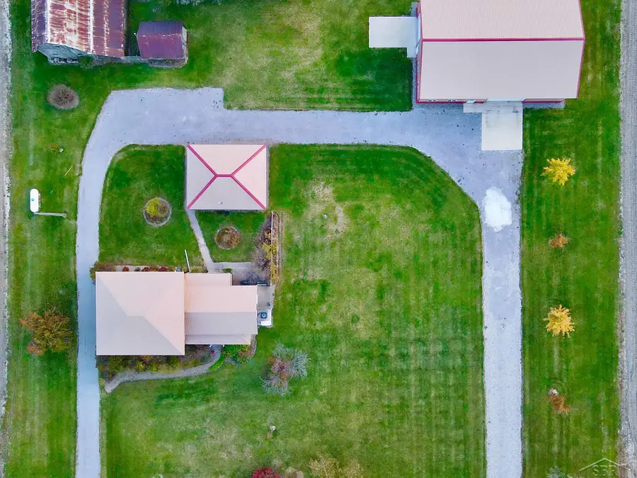 5821 Dixon RD, Vassar, MI 48768 - Image #3