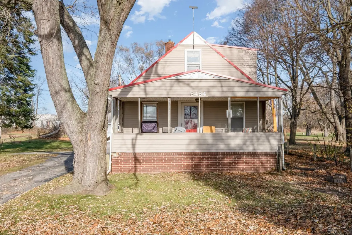 5454 Miller RD, Swartz Creek, MI 48473 - Image #1