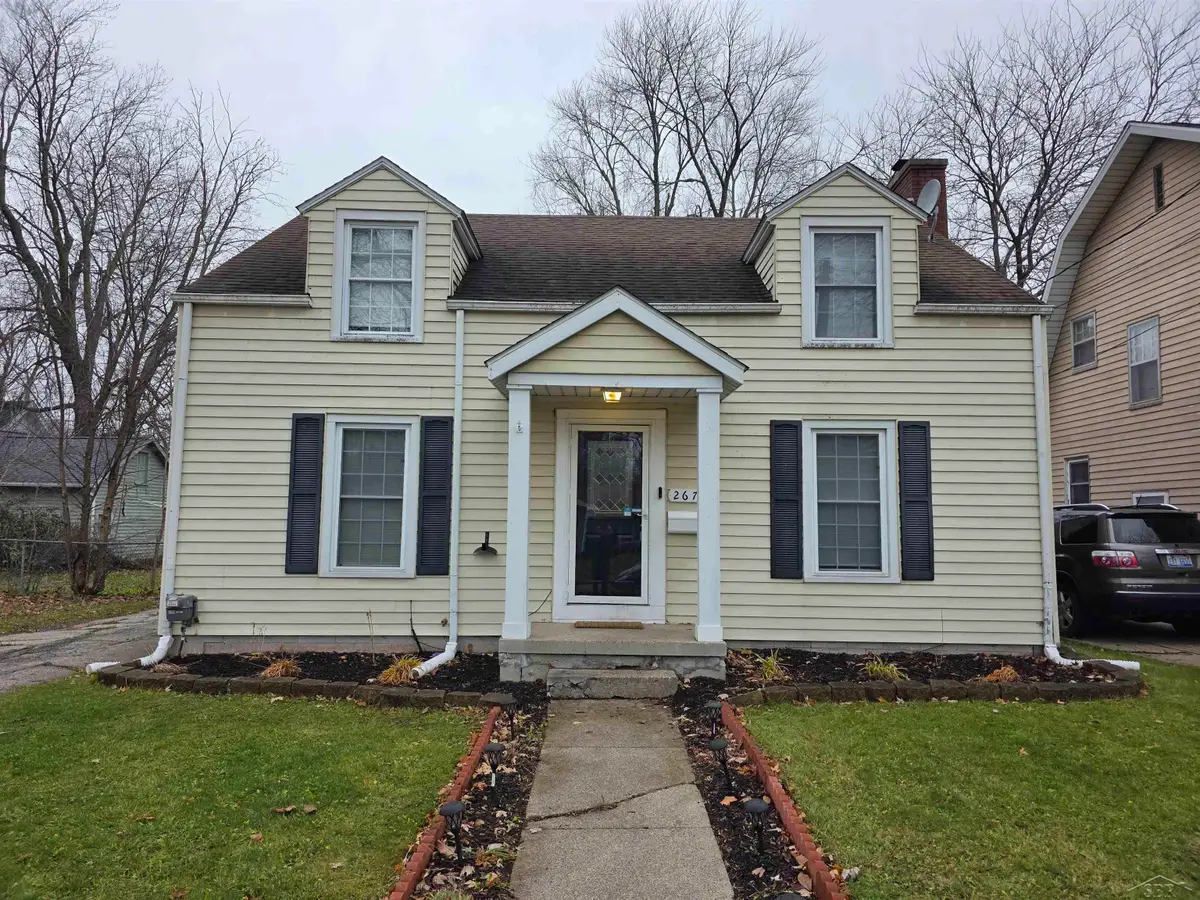 267 Lockwood ST, Saginaw, MI 48602 - Image #1