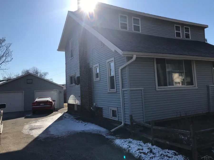 2114 Hanchett ST, Saginaw, MI 48602 - Image #2