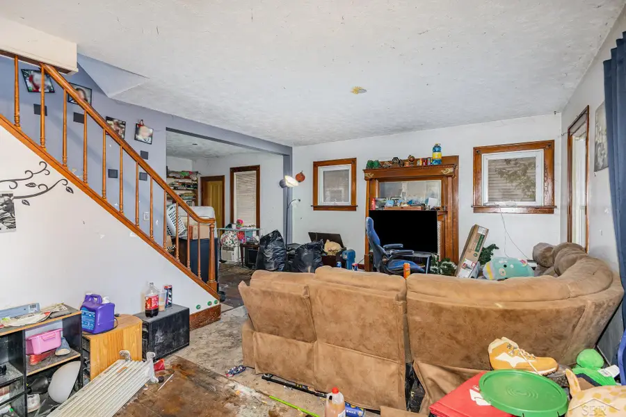 214 N Elm ST, Owosso, MI 48867 - Image #3