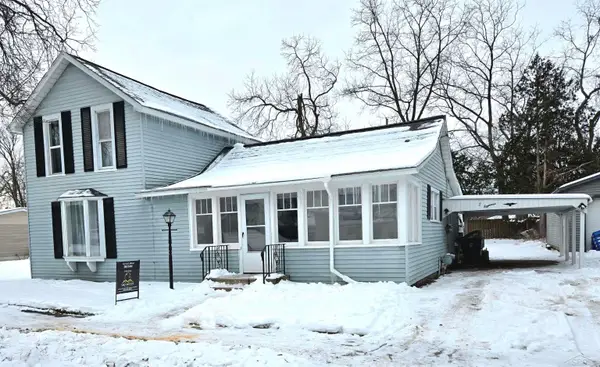 218 S church ST, Standish, MI 48658