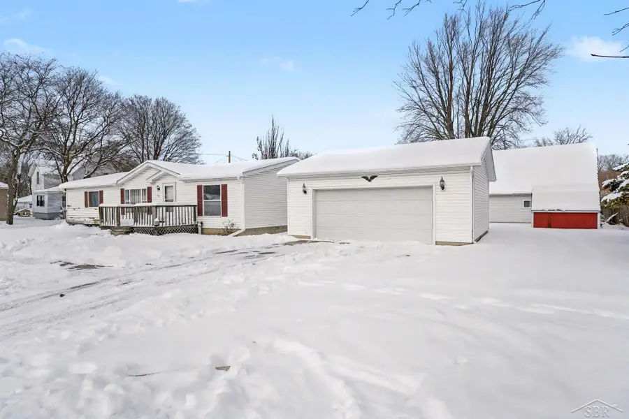401 E Florence ST, Bay City, MI 48706 - Image #2