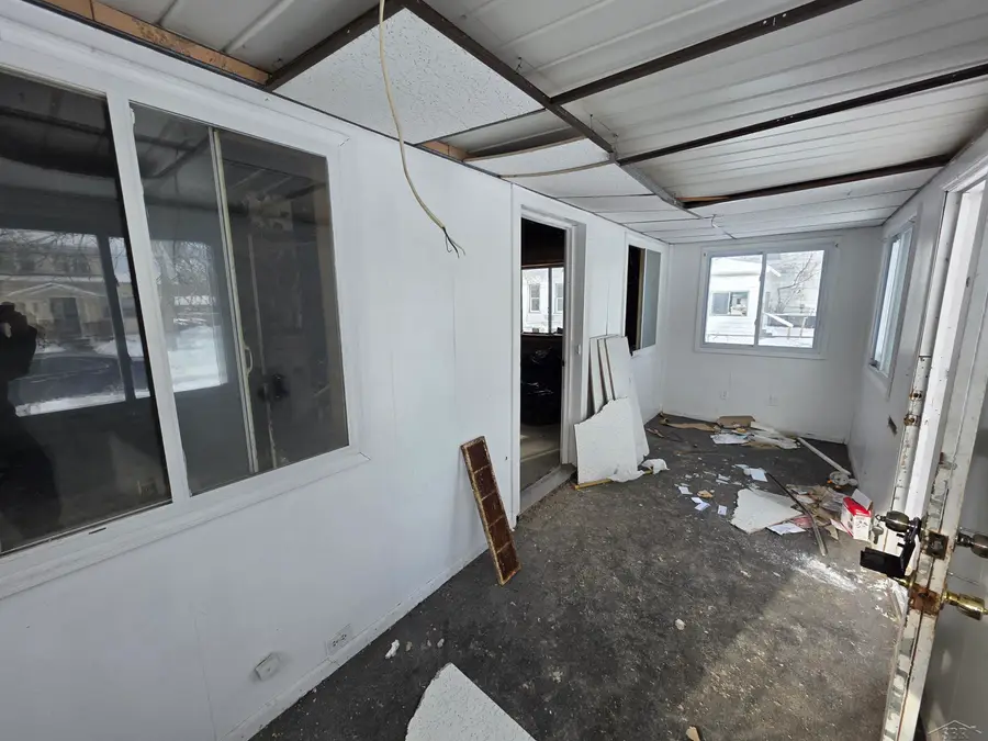 821 S 11th STS, Saginaw, MI 48601 - Image #2