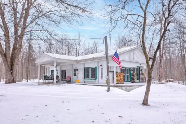 6786 Keystone RD, Turner, MI 48770