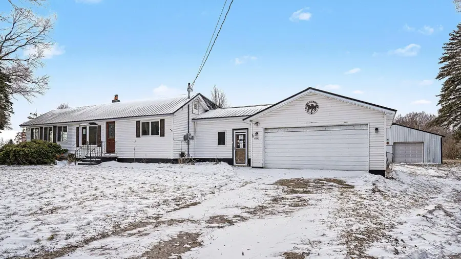 6853 N Caris RD, Vestaburg, MI 48891 - Image #2
