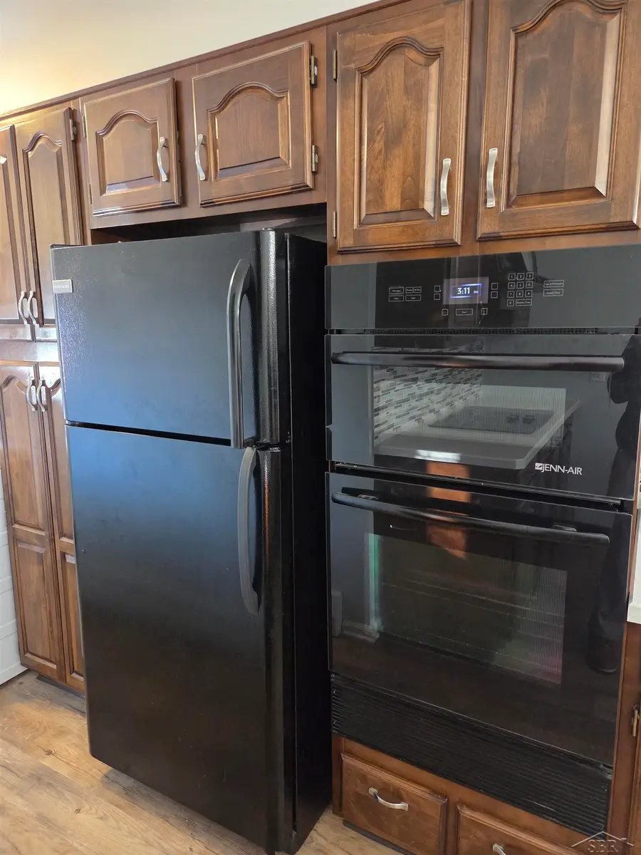 1491 Van Wagoner DR, Saginaw, MI 48638 - Image #3