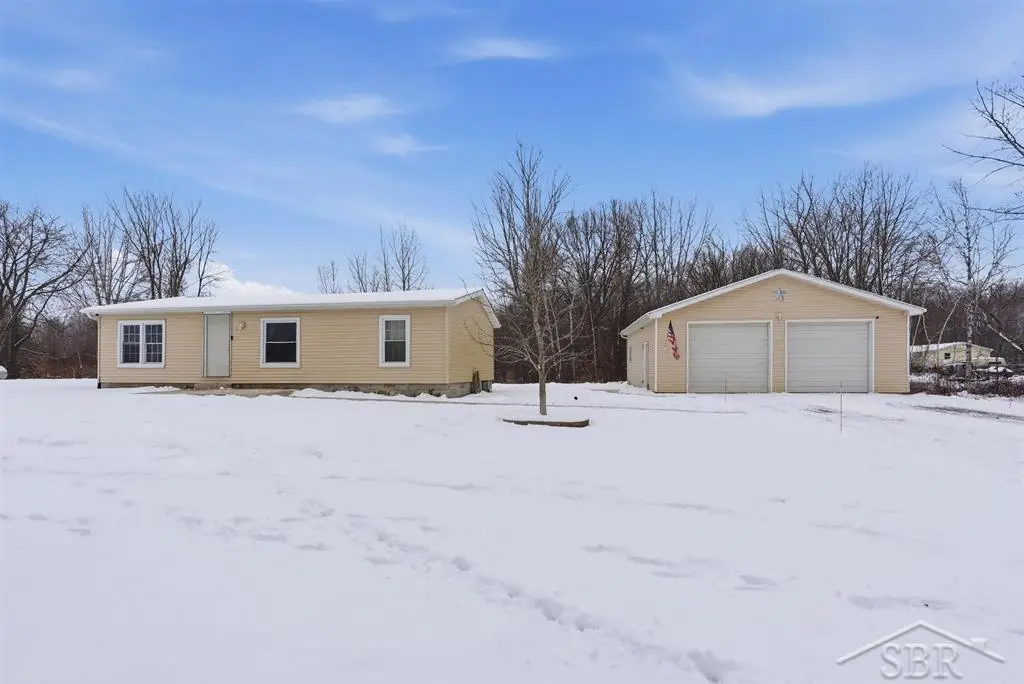 4967 N Mid Bay County Line RD, Midland, MI 48642 - Image #1