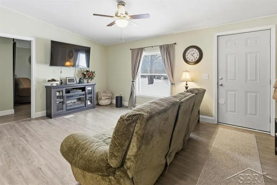 4967 N Mid Bay County Line RD, Midland, MI 48642 - Image #3