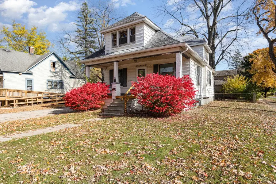 2302 N Oakley ST, Saginaw, MI 48602 - Image #2