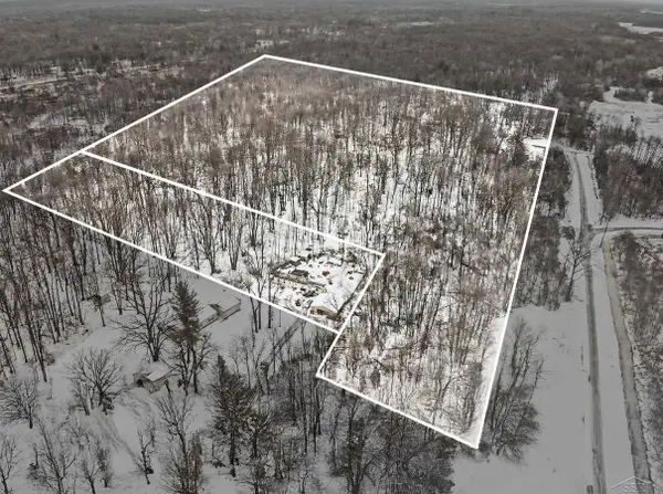 189 S 7 Mile RD, Midland, MI 48640