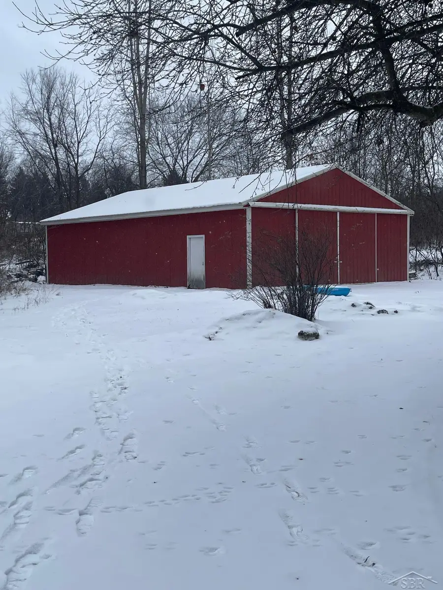 10220 N Linden RD, Clio, MI 48420 - Image #3