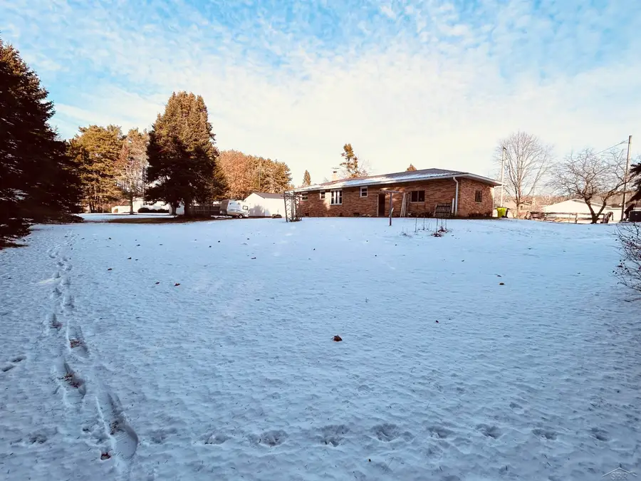 315 Blondin, Pinconning, MI 48650 - Image #2