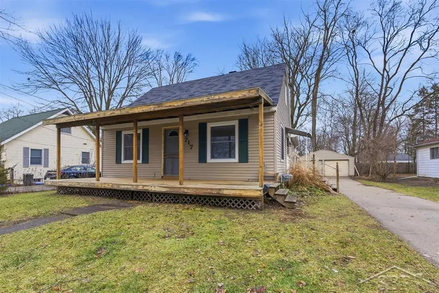 717 E Haley ST, Midland, MI 48640 - Image #2