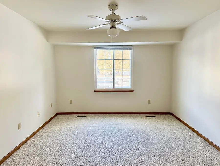 8440 Shields DR, Saginaw, MI 48609 - Image #3