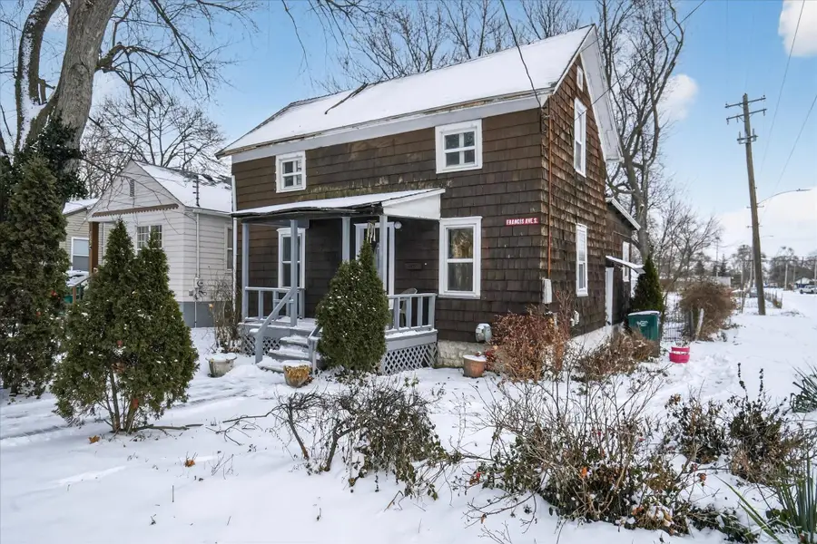 239 S Francis AVE, Lansing, MI 48912 - Image #2