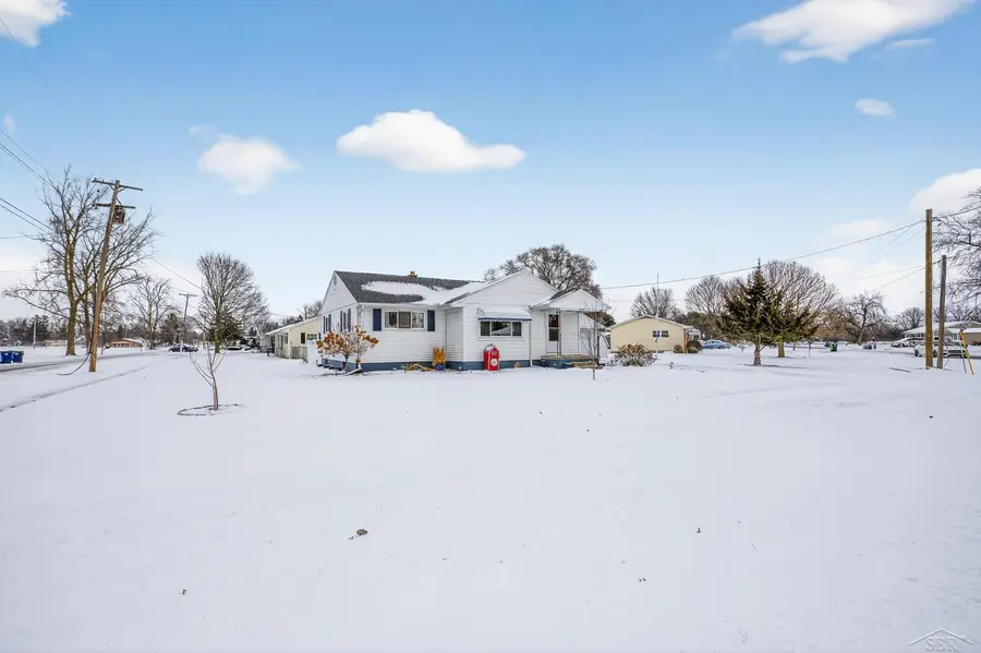 3385 Ernest ST, Saginaw, MI 48604 - Image #3