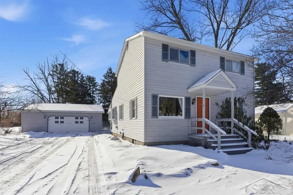 7065 Dutch RD, Saginaw, MI 48609 - Image #1