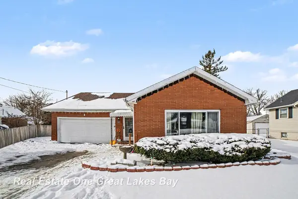 2437 Barnard ST, Saginaw, MI 48602