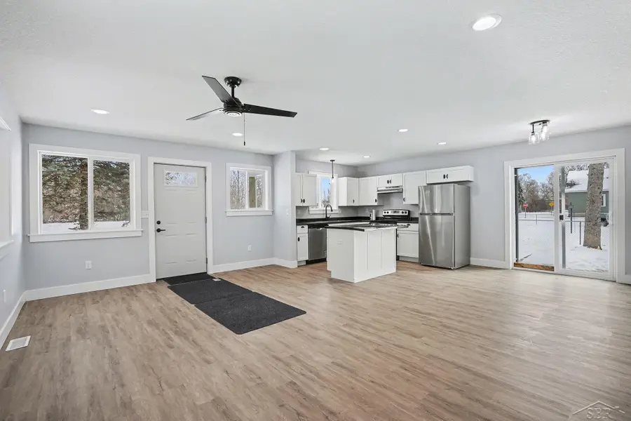 308 High ST, Bay City, MI 48708 - #2