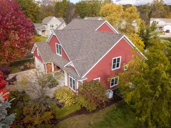 7200 Windstream CIR, Midland, MI 48642