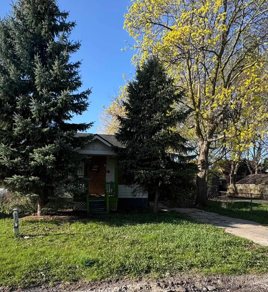 2400 Bewick ST, Saginaw, MI 48601 - Image #3