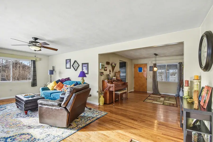 226 S Seventh ST, Freeland, MI 48623 - Image #3