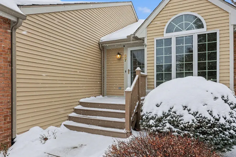 37 Willow Pond, Saginaw, MI 48603 - Image #2